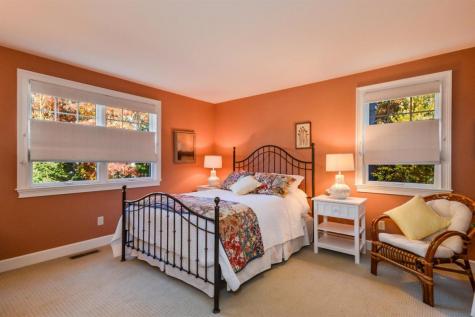16 White Birch Way Barnstable MA 02668