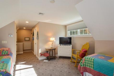16 White Birch Way Barnstable MA 02668