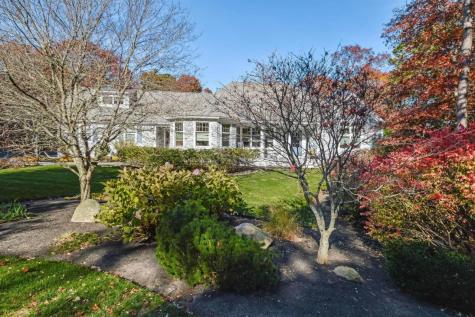 16 White Birch Way Barnstable MA 02668