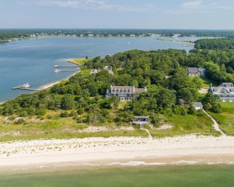 979 Sea View Avenue Barnstable MA 02655