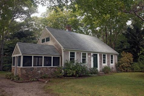 45 Old Phinneys Lane Barnstable MA 02630