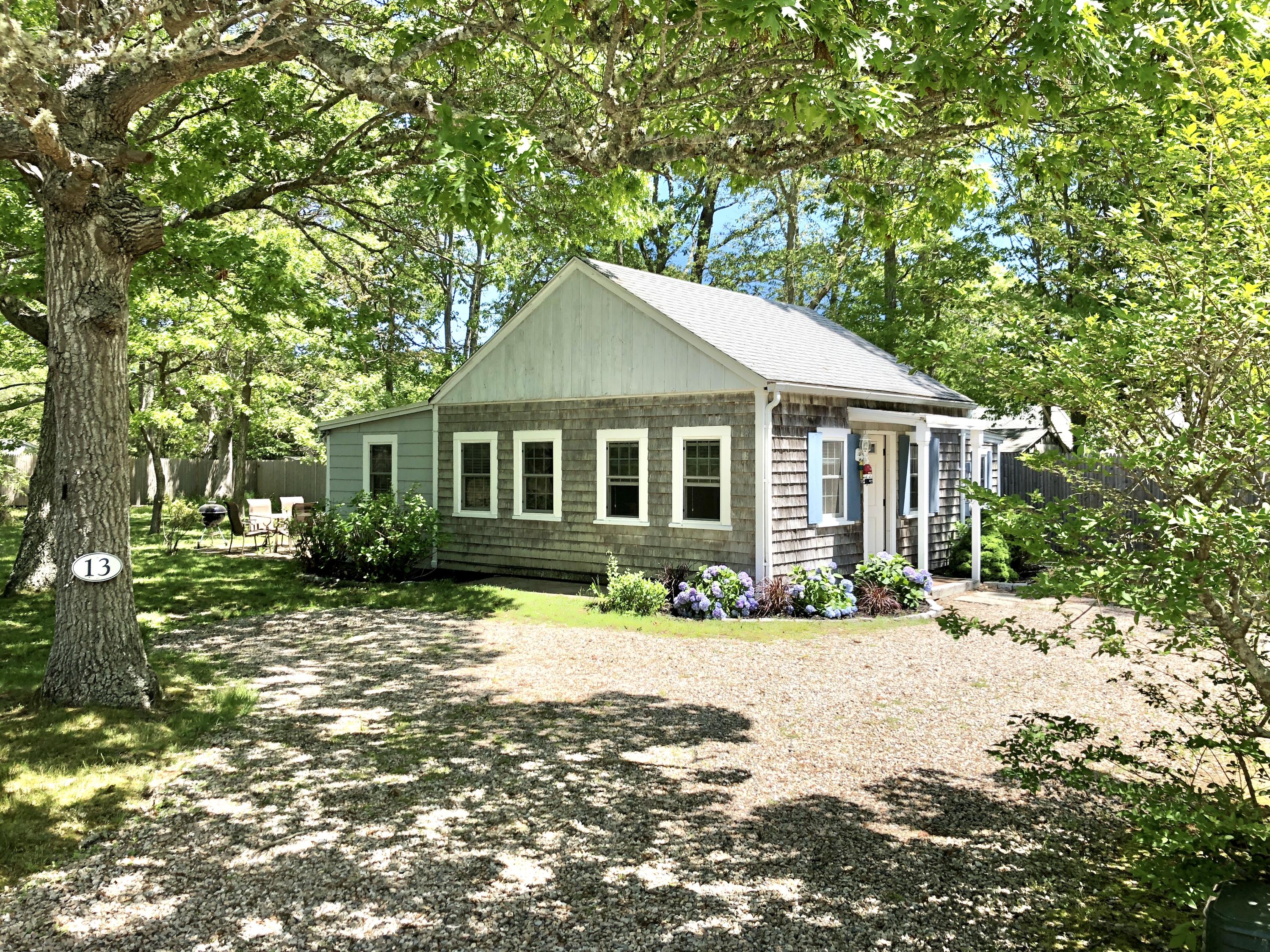90 Seaview Avenue Yarmouth MA 02664