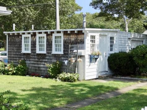 90 Seaview Avenue Yarmouth MA 02664