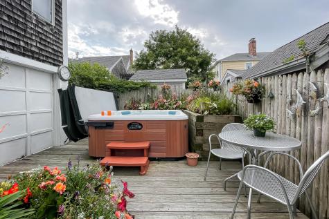 12 Winthrop Street Provincetown MA 02657