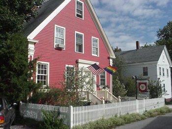 11 Pearl Street Provincetown MA 02657