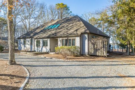 61 Tide Run Mashpee MA 02649