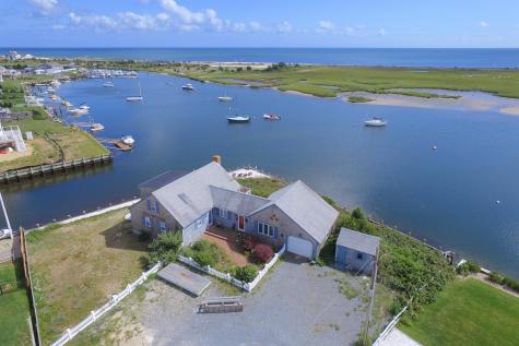 18 Harbor Way Dennis MA 02670