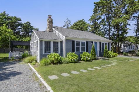 31 Glendon Road Dennis MA 02639