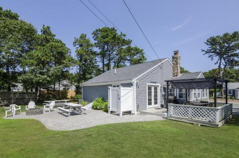 31 Glendon Road Dennis MA 02639