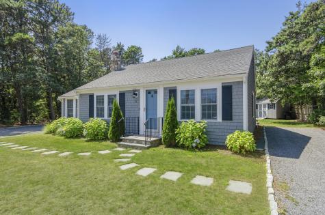 31 Glendon Road Dennis MA 02639