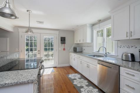 31 Glendon Road Dennis MA 02639
