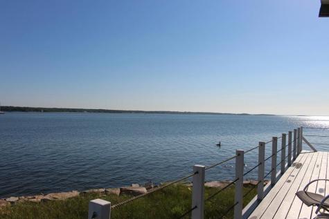 6 Cecelia Avenue Mattapoisett MA 02739