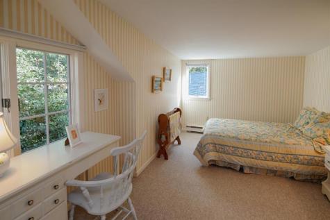 138 Saconesset Road Falmouth MA 02540