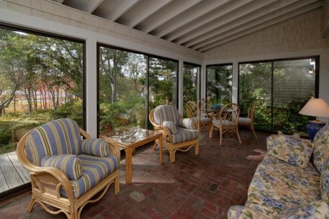138 Saconesset Road Falmouth MA 02540