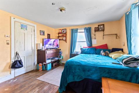 123 Locust Street Barnstable MA 02601