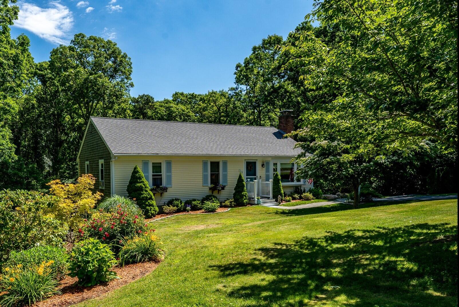 11 Hane Road Mashpee MA 02649