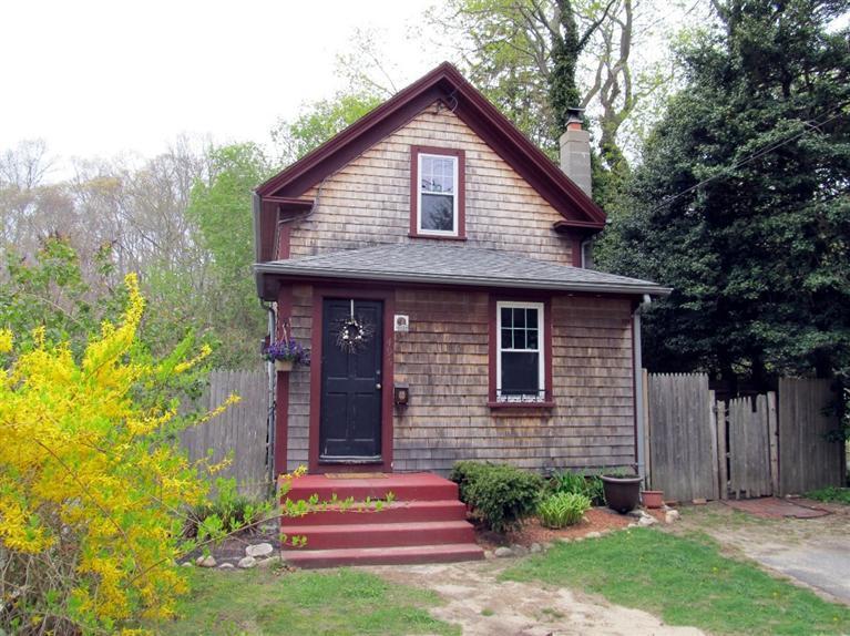 496 Palmer Avenue Falmouth MA 02540