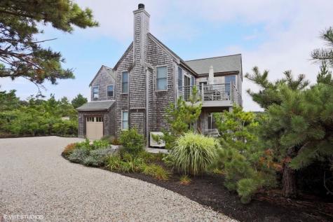 2 Avocet Road Truro MA 02666