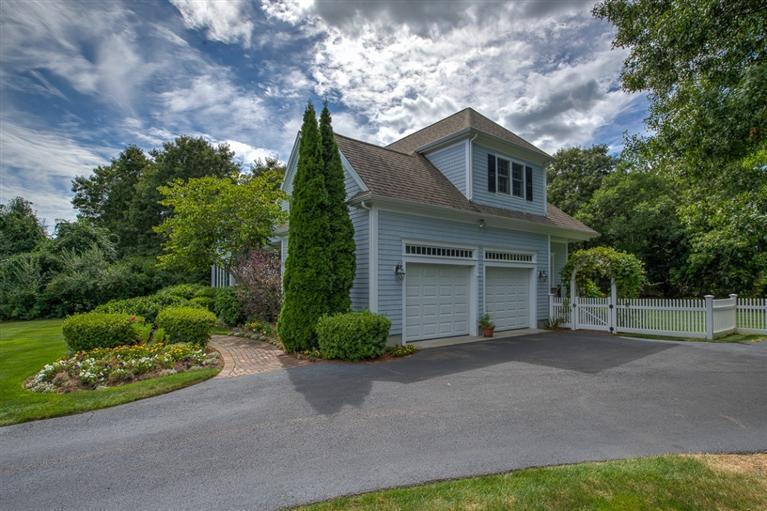 32 Eagle Drive Mashpee MA 02649
