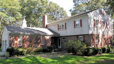 7 Bob White Lane Falmouth MA 02540
