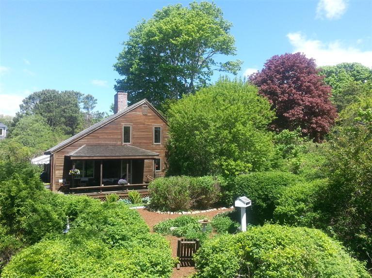 6 Pondlet Place Falmouth MA 02540