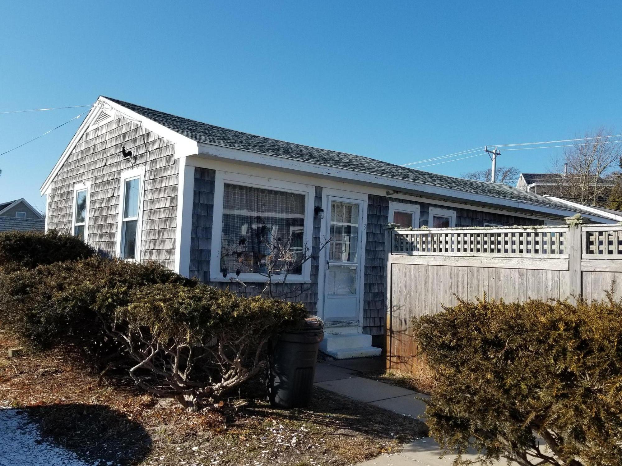 887 Commercial Street, Provincetown MA Real Estate Listing MLS 21900742