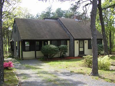 Dennis MA 02638