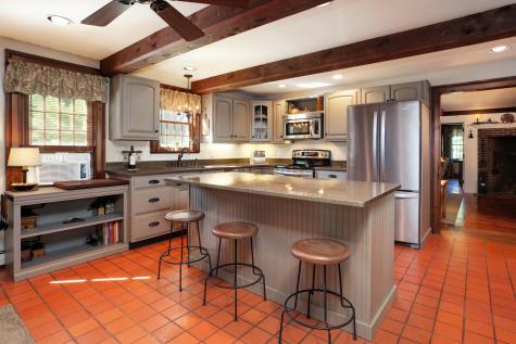 17 Tarragon Drive Sandwich MA 02537