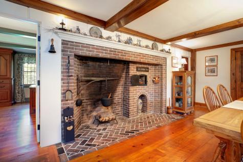 17 Tarragon Drive Sandwich MA 02537