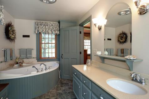 17 Tarragon Drive Sandwich MA 02537