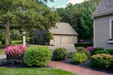 17 Tarragon Drive Sandwich MA 02537