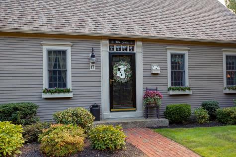 17 Tarragon Drive Sandwich MA 02537
