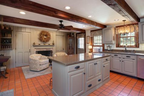 17 Tarragon Drive Sandwich MA 02537