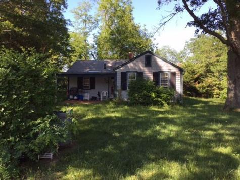 42 Minot Street Falmouth MA 02540