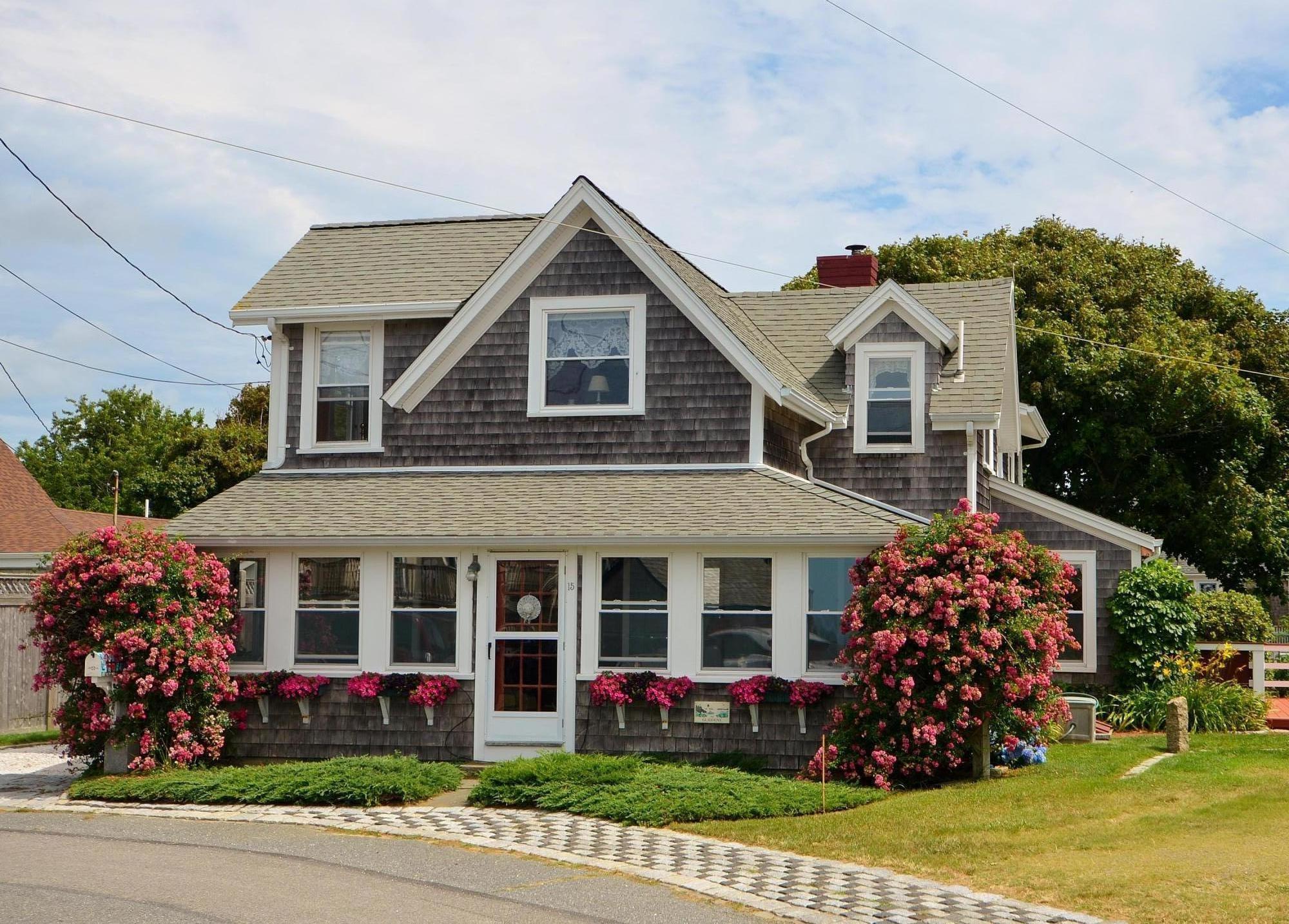 15 Vernon Avenue Falmouth MA 02540