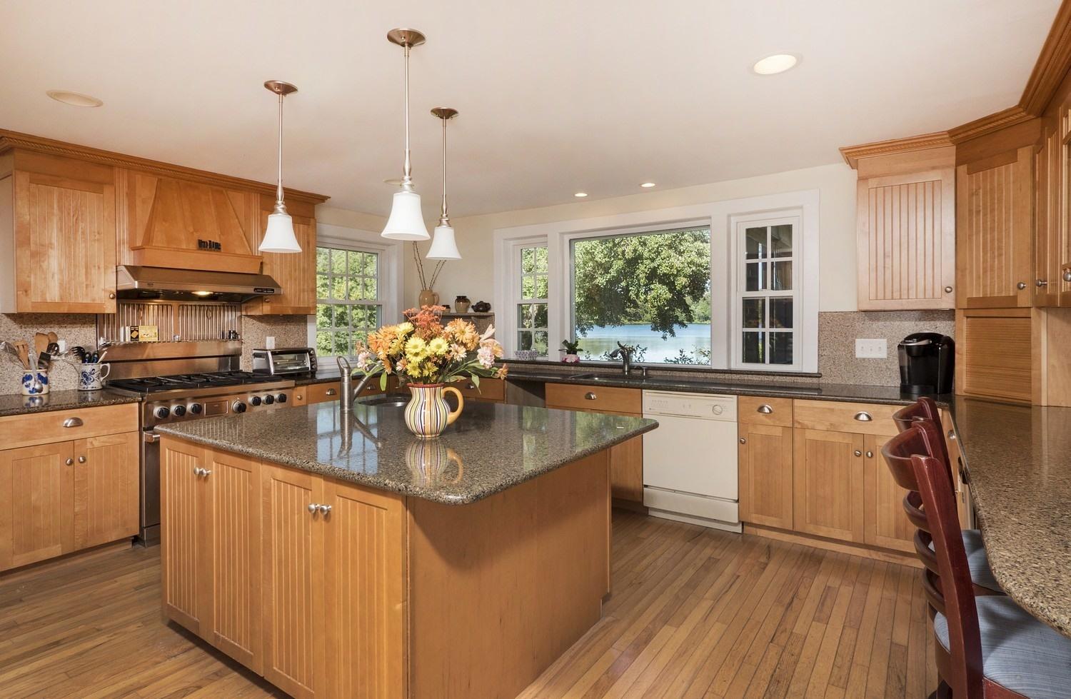 980-978 Stony Brook Road Brewster MA 02631