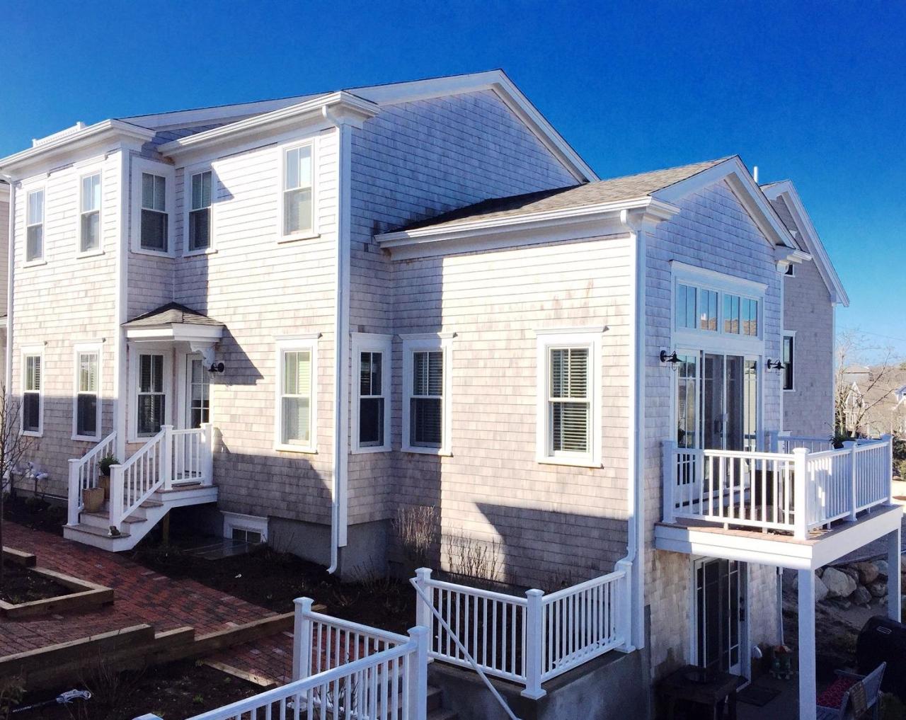 160 Bradford Extension Street Provincetown MA 02657