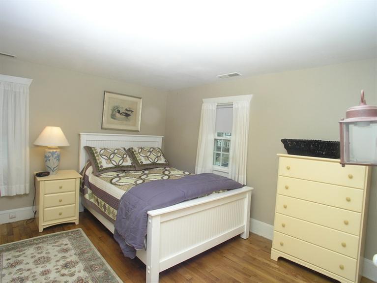 19 Cross Street Dennis MA 02639