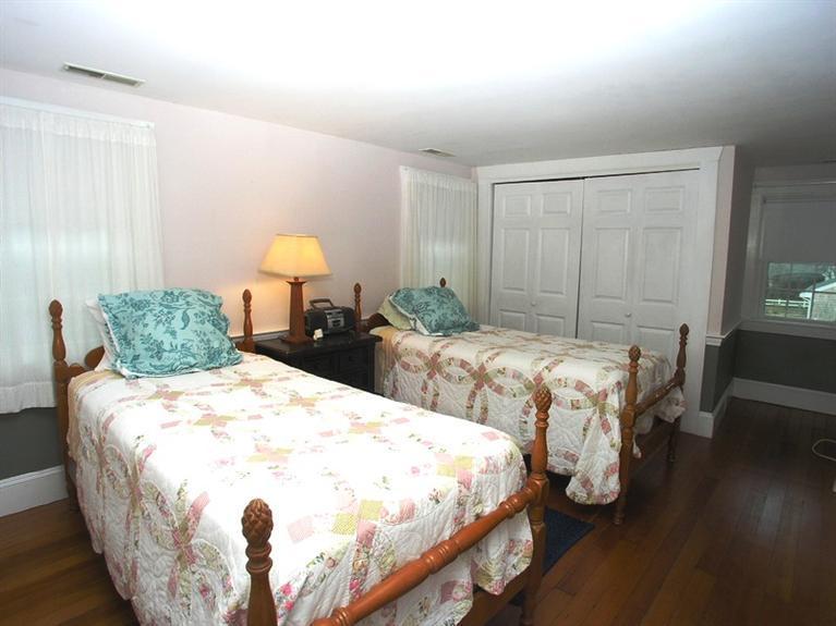 19 Cross Street Dennis MA 02639