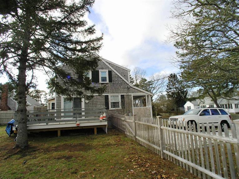 19 Cross Street Dennis MA 02639