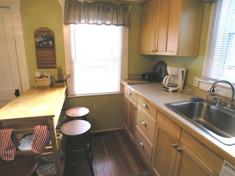 19 Cross Street Dennis MA 02639