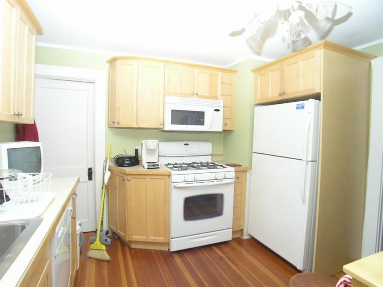 19 Cross Street Dennis MA 02639