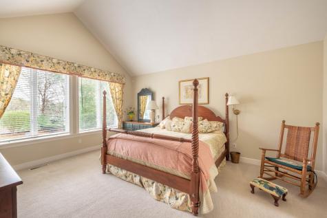 19 Danny's Corner Mashpee MA 02649