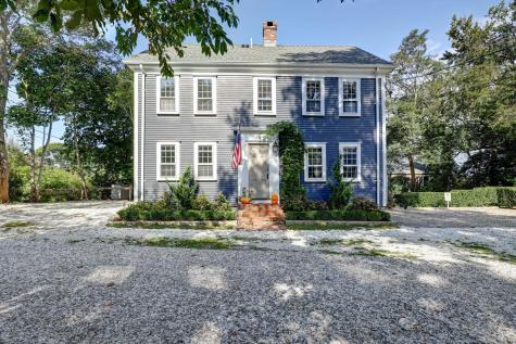 27 Brewster Street Provincetown MA 02657