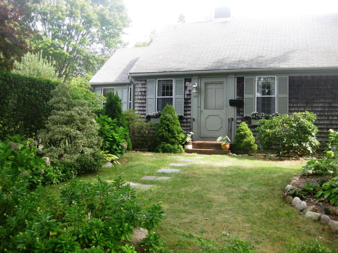 129 Hamlin Avenue Falmouth MA 02540