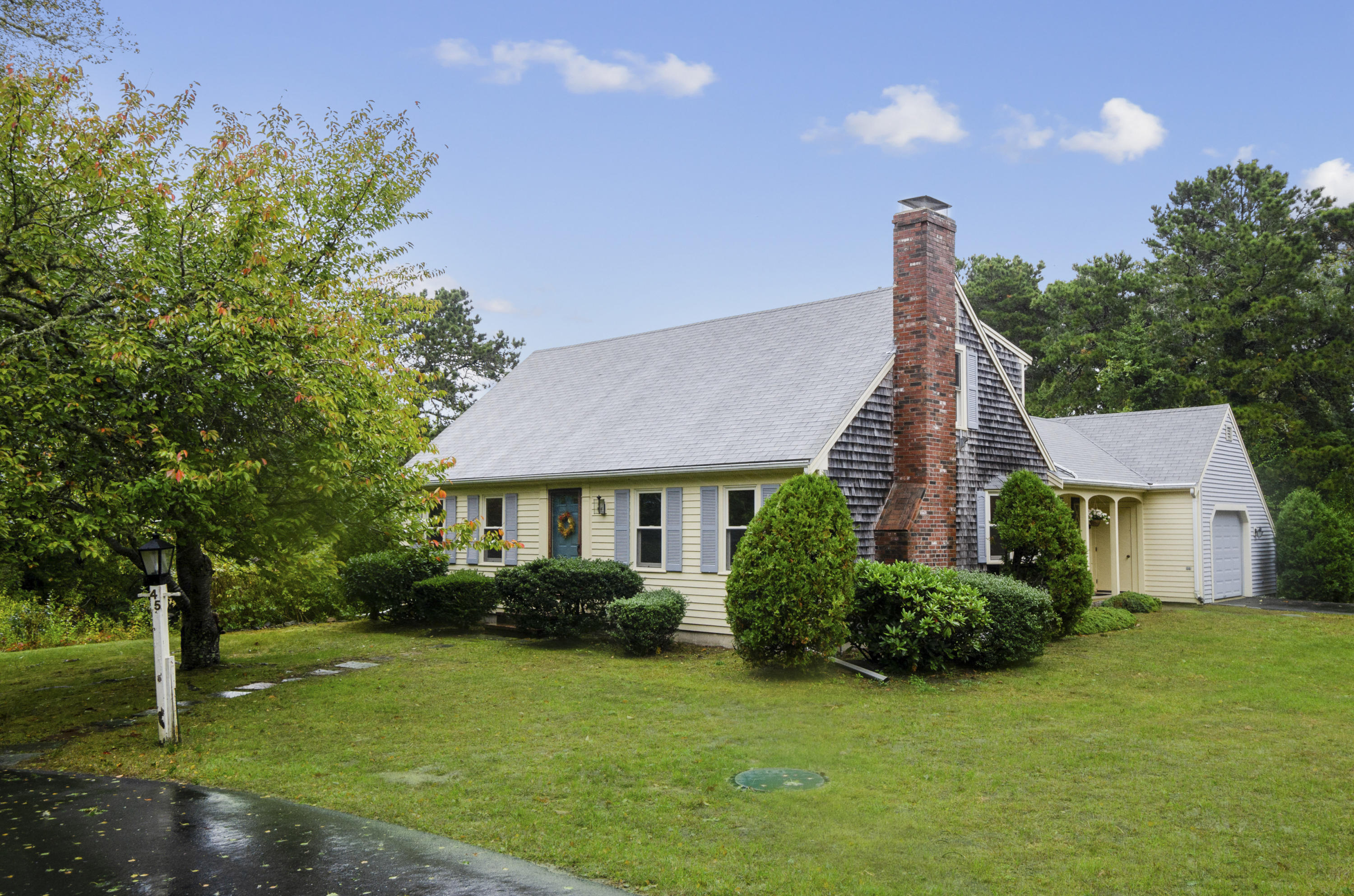 558,000 Chatham MA Property MLS 21907504