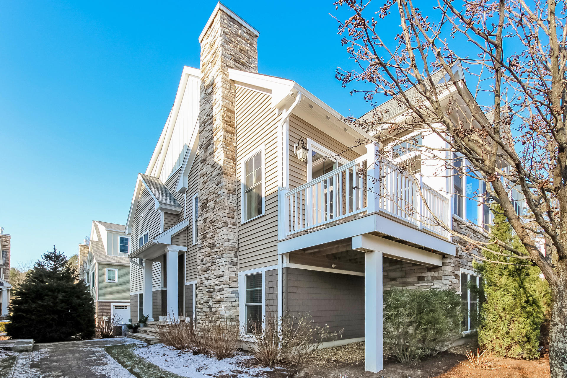 19 Boatwrights Loop Plymouth MA 02360