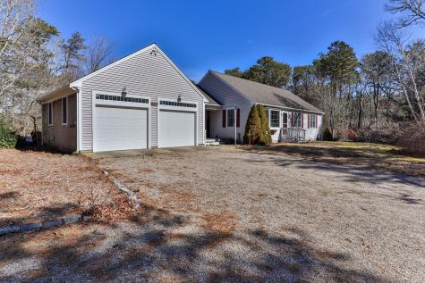 38 Thompsons Chatham MA 02633
